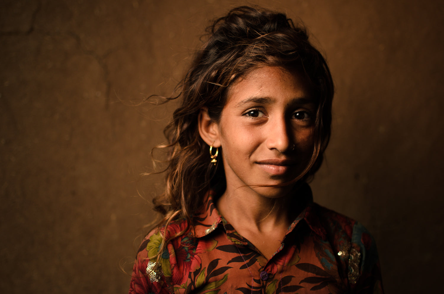 How to create powerful documentary portraiture using a single off-camera flash