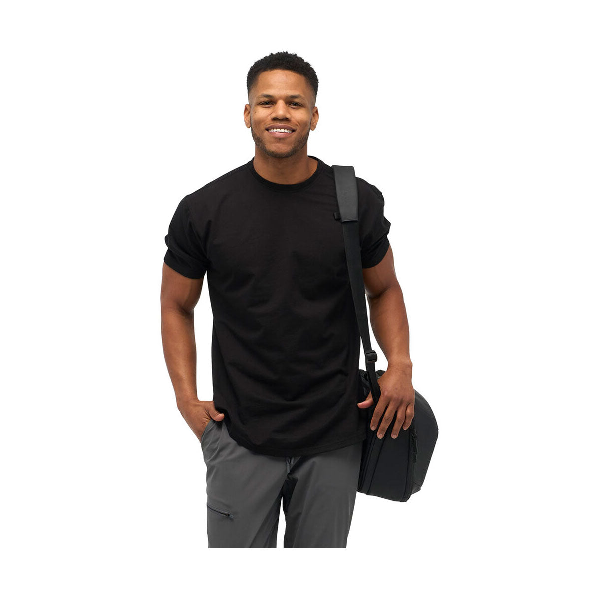 Nomatic McKinnon Camera Messenger Sling 13L - Black