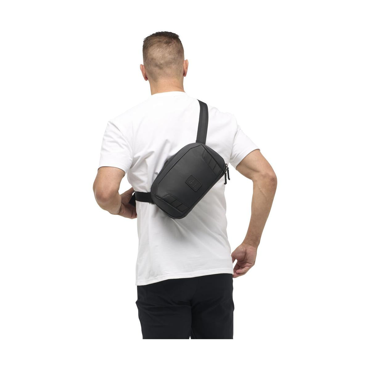 Nomatic McKinnon Camera Sling 5L - Black