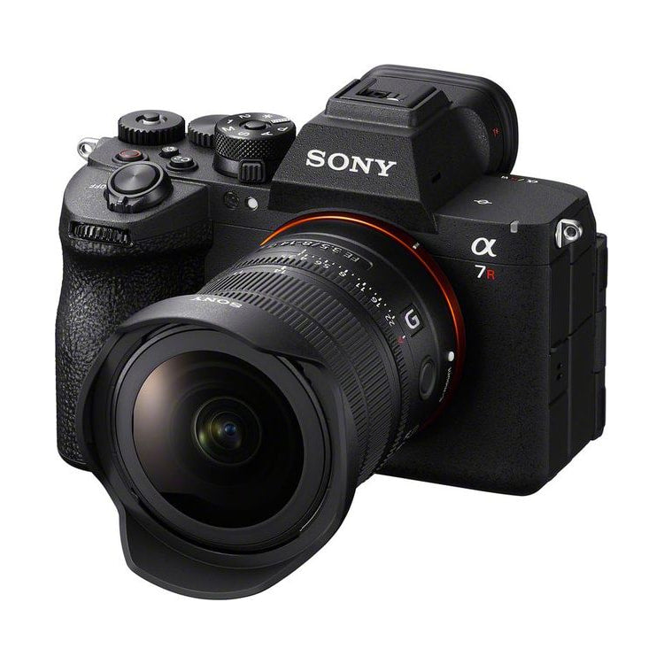 Sony FE 8-14mm f/3.5 Fisheye G Lens — view 3 view