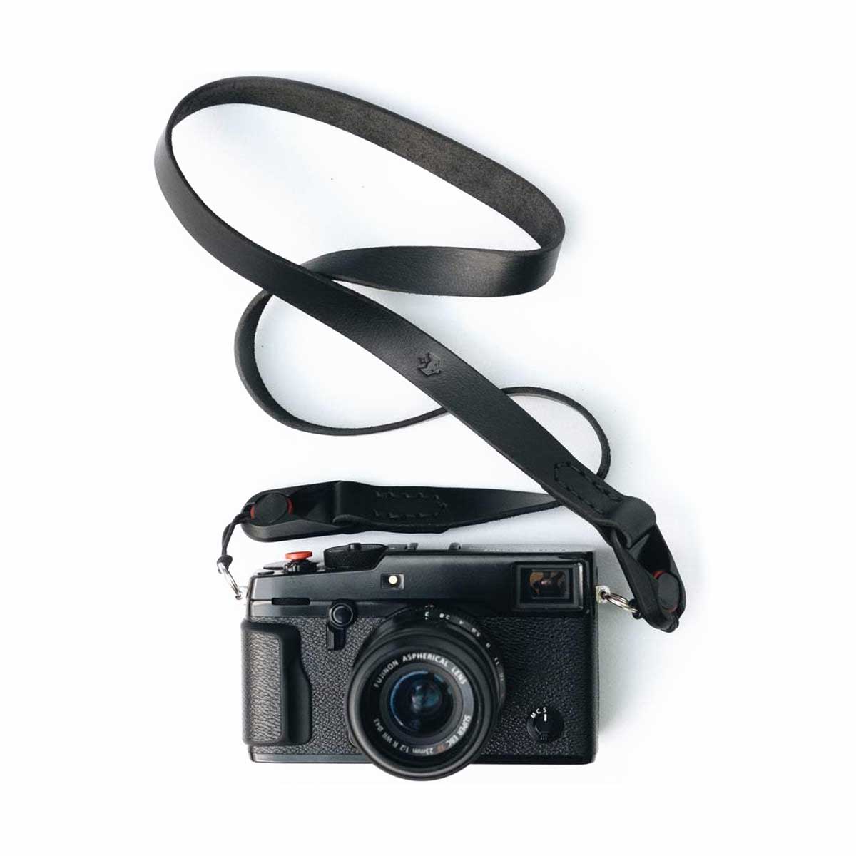 Clever Supply 40" Minimal Anchor Strap - English Tan