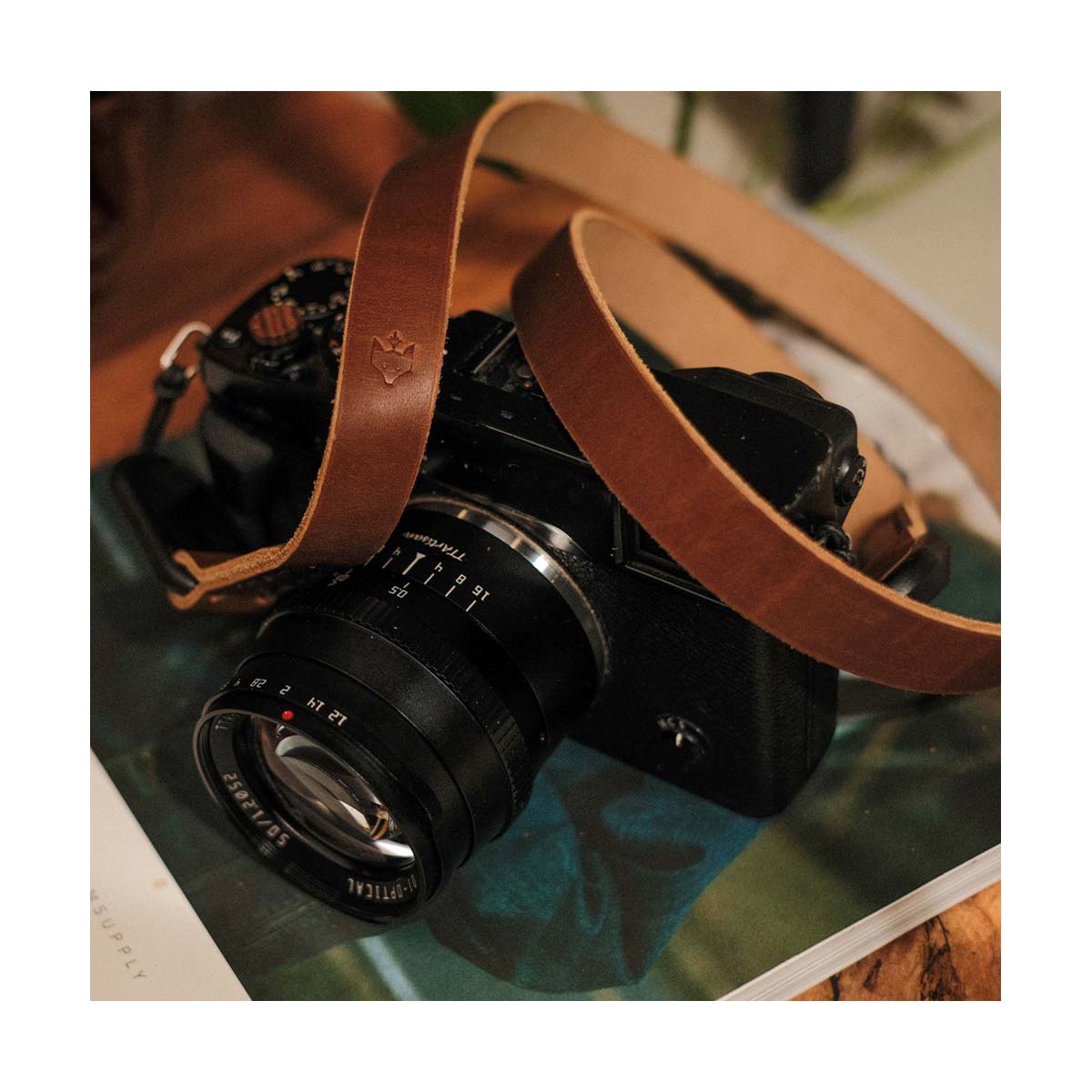 Clever Supply 40" Minimal Anchor Strap - English Tan