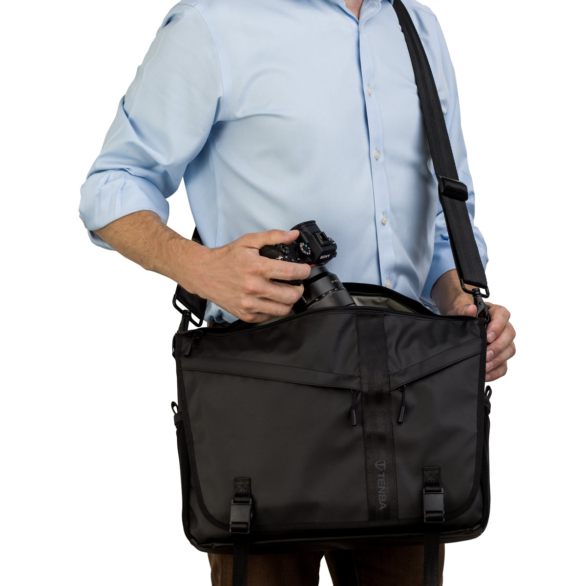 Tenba DNA 15 Slim Black Messenger Bag (Special Edition)