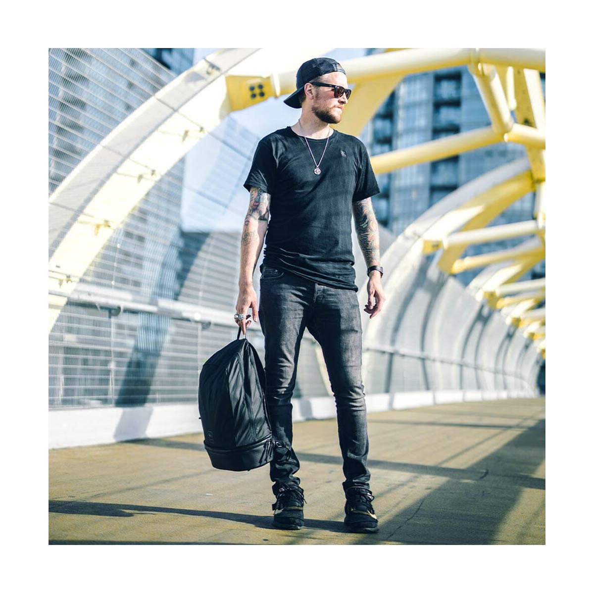 Nomatic McKinnon 21L Cube Pack and Convertible Backpack