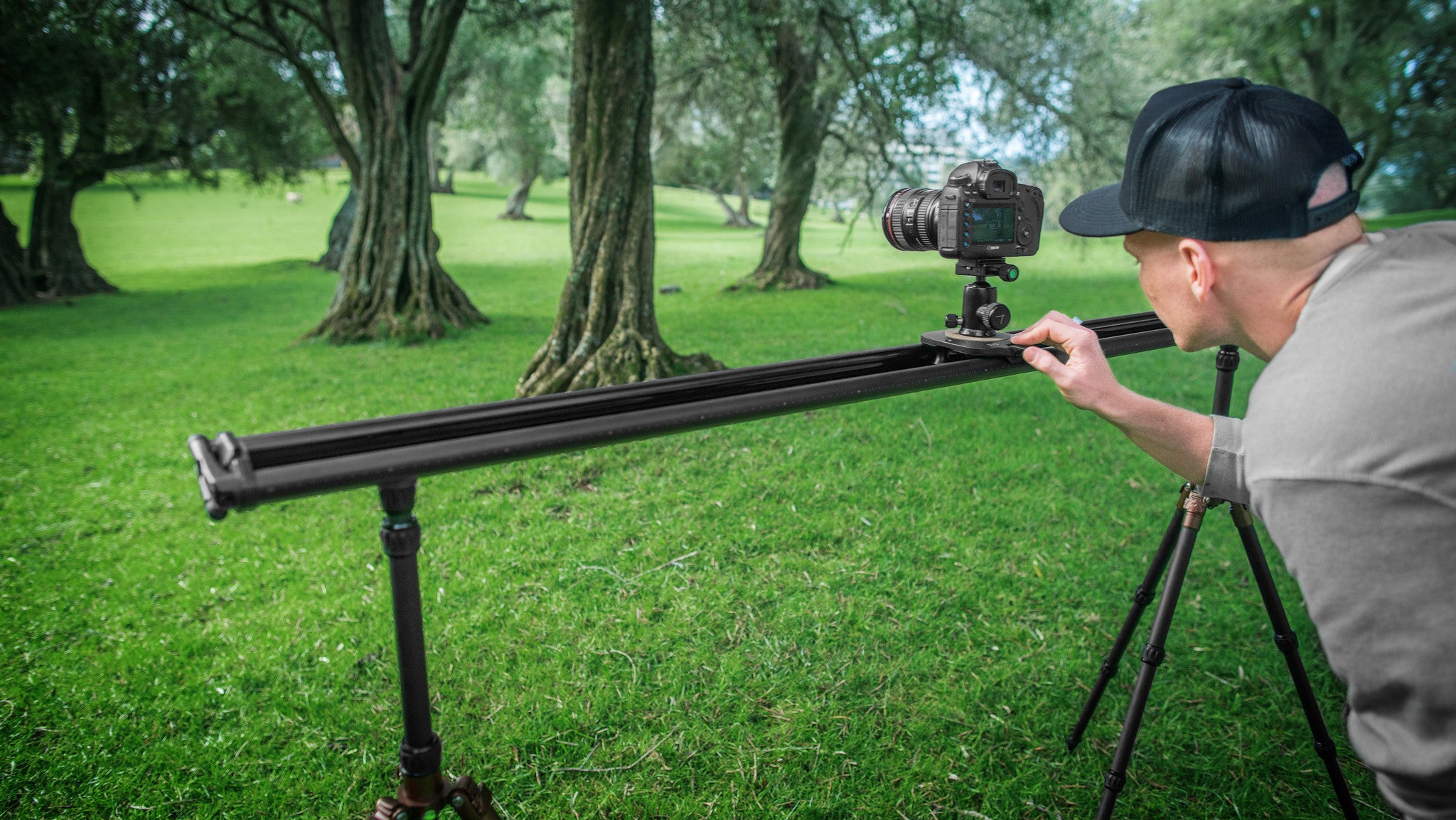 Syrp Magic Carpet Long Track (5.2 ft) + Carpet End Caps and Carriage, video dollies & rigs, Syrp - Pictureline - 2