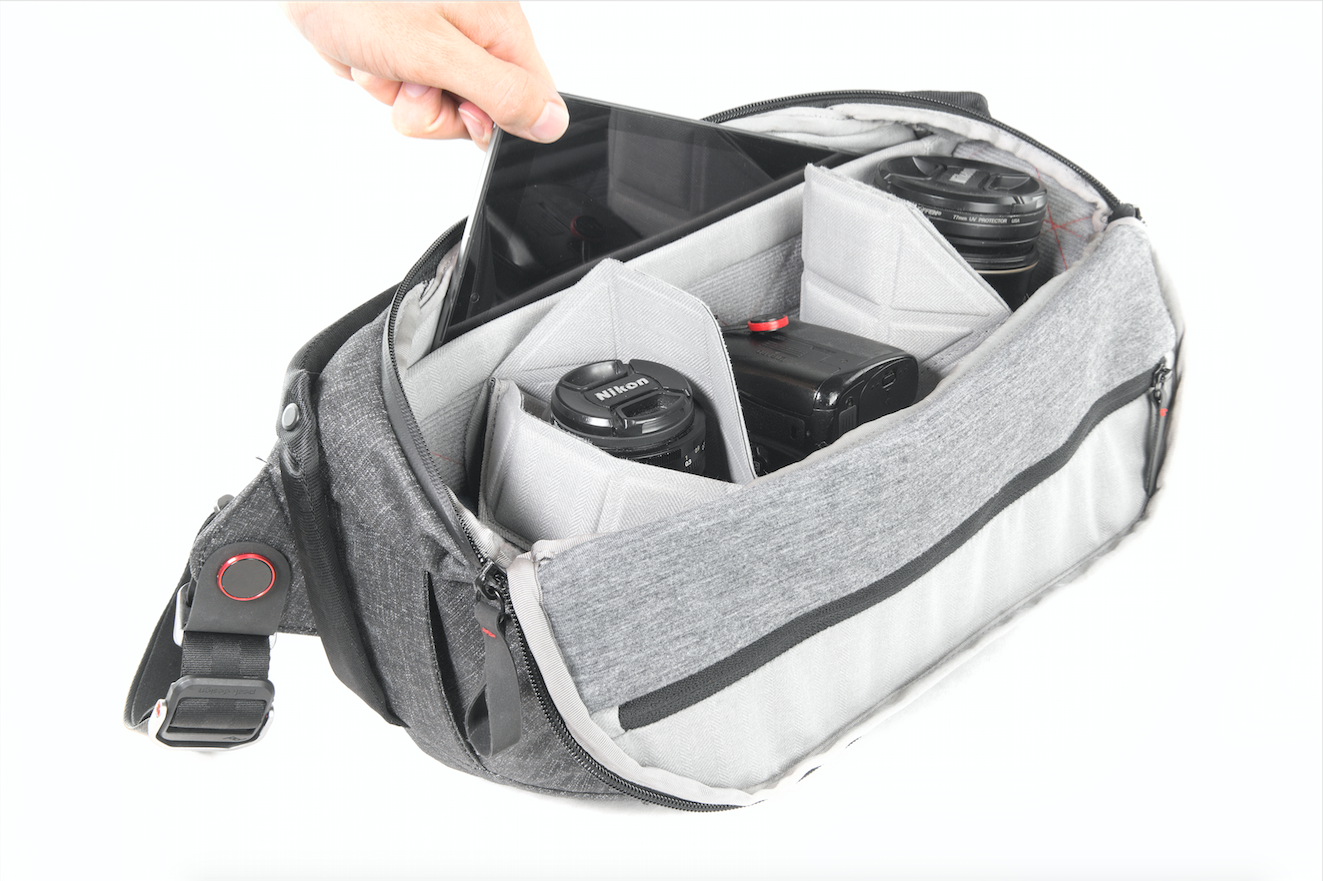 Peak Design Everyday Sling 10L Ash, bags sling / daypacks, Peak Design - Pictureline  - 6