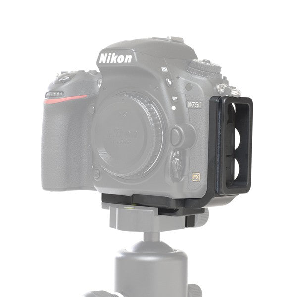 Kirk L-Bracket for Nikon D750