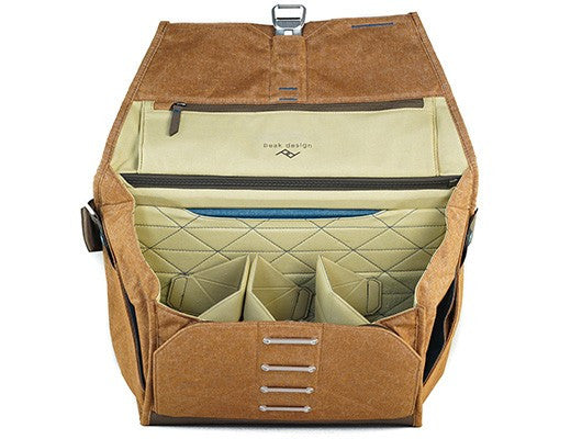 Peak Design The Everyday Messenger 15"- Heritage Tan, bags shoulder bags, Peak Design - Pictureline  - 4
