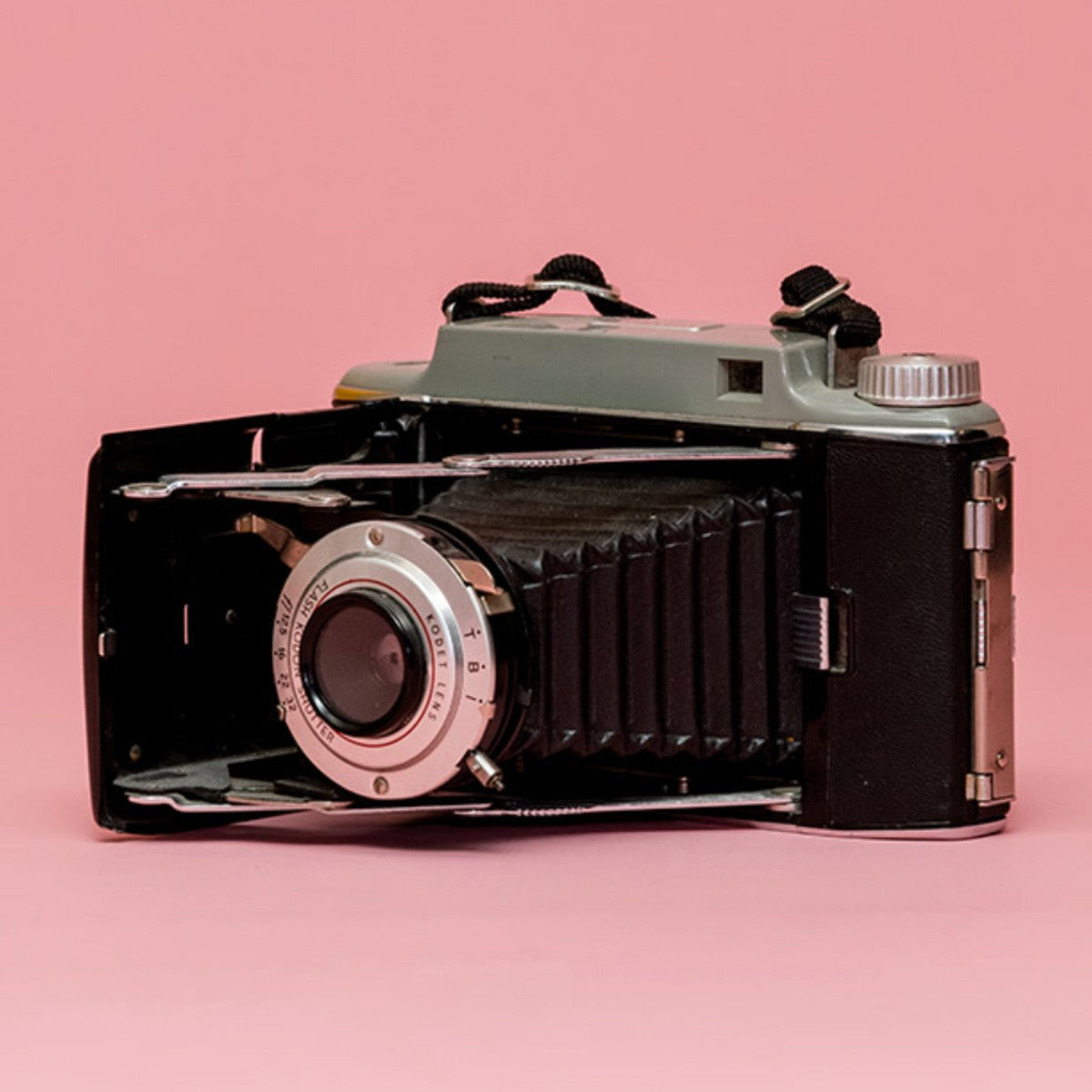 Superior Carnation Pink 53"x12 Yds. Seamless Background Paper (17)