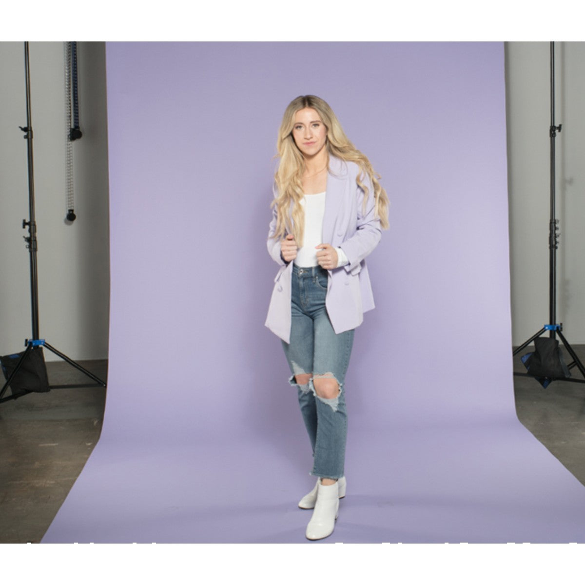 Superior Thistle 107"x12 Yds. Seamless Background Paper (29)