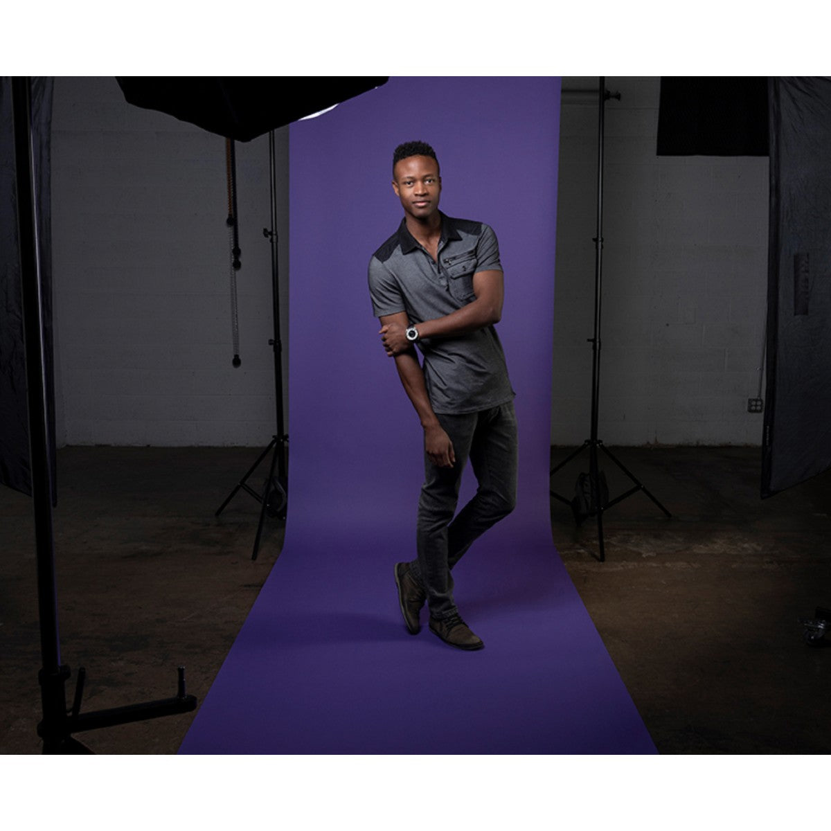 Superior Deep Purple 107"x12 Yds. Seamless Background Paper (68)