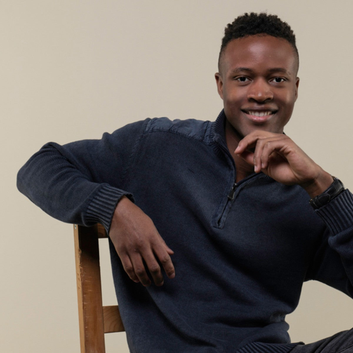 Superior Dull Aluminum 107"x12 Yds. Seamless Background Paper (23)