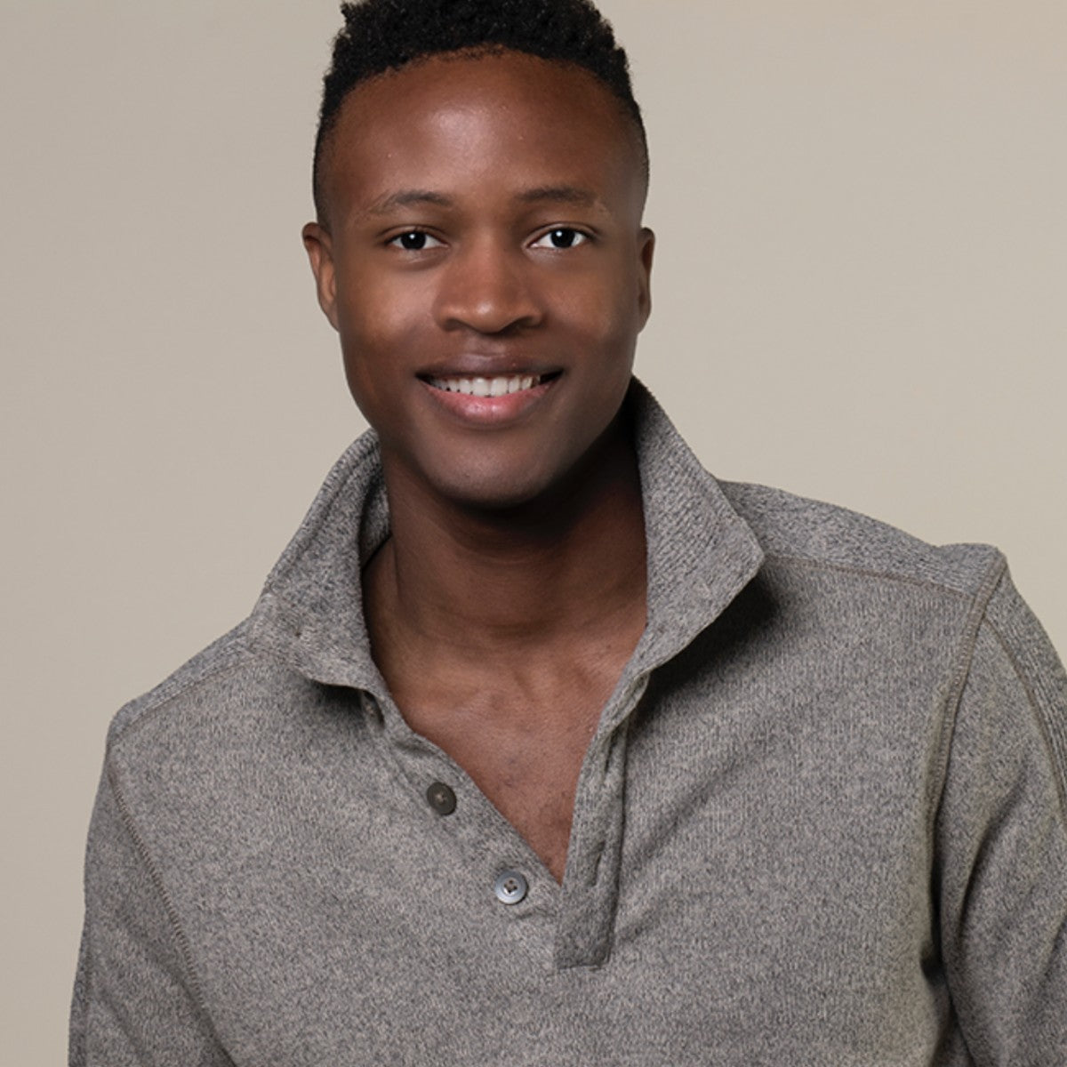 Superior Fawn 107"x12 Yds. Seamless Background Paper (64)