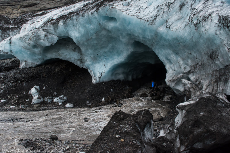 Brandon Flint Tests Profoto B1 Air in Iceland