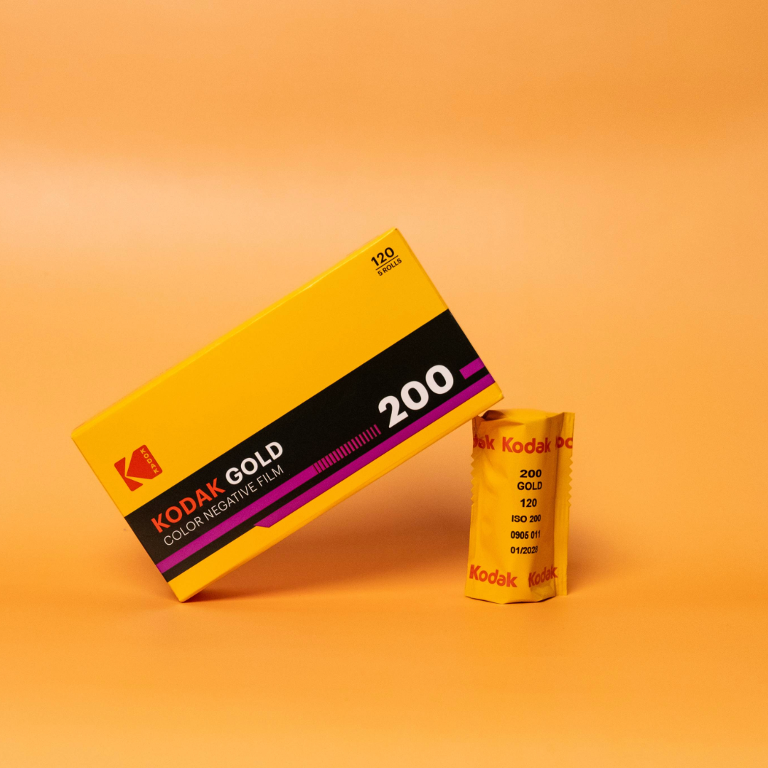 Kodak Gold 200 120 Color Neg. Film (One Roll)