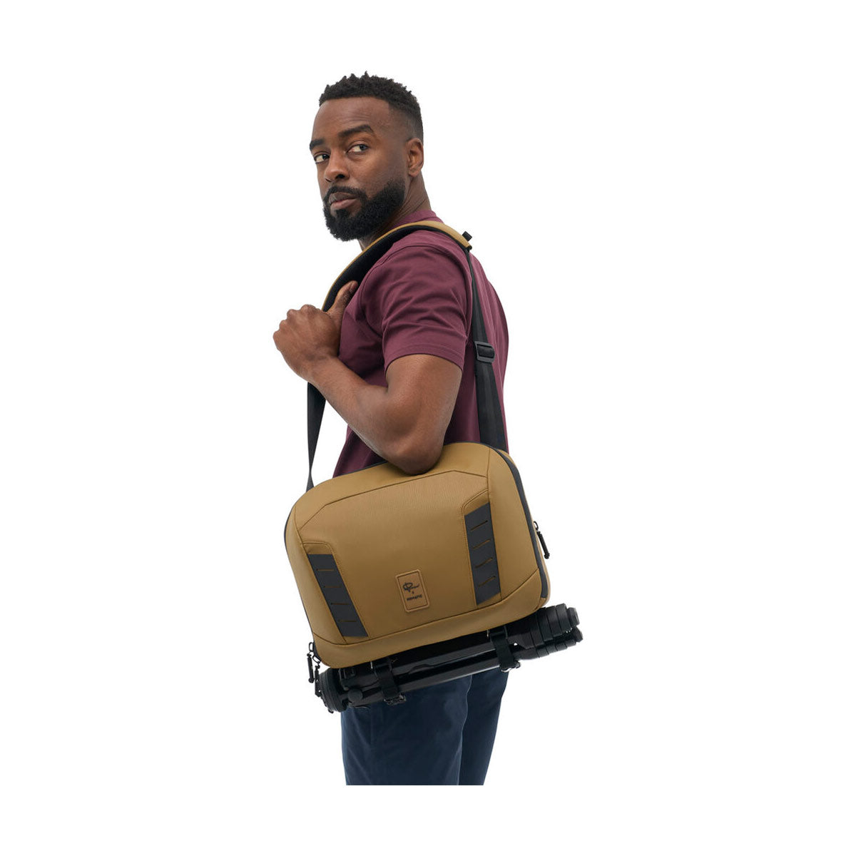 Nomatic McKinnon Camera Messenger Sling 13L - Coyote