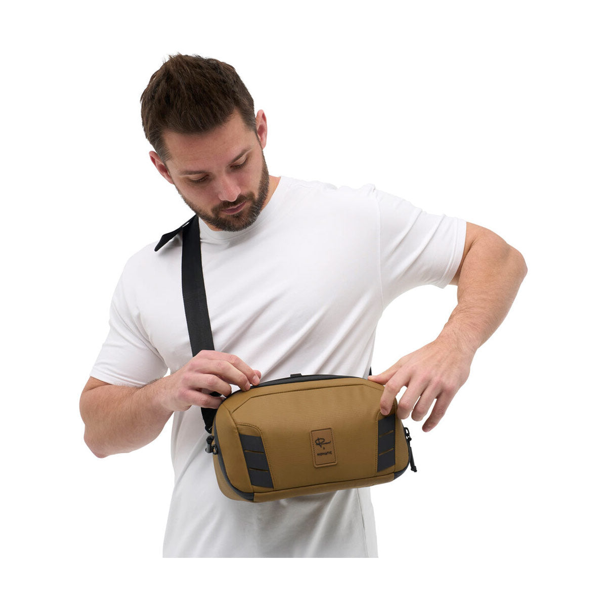 Nomatic McKinnon Camera Sling 5L - Coyote