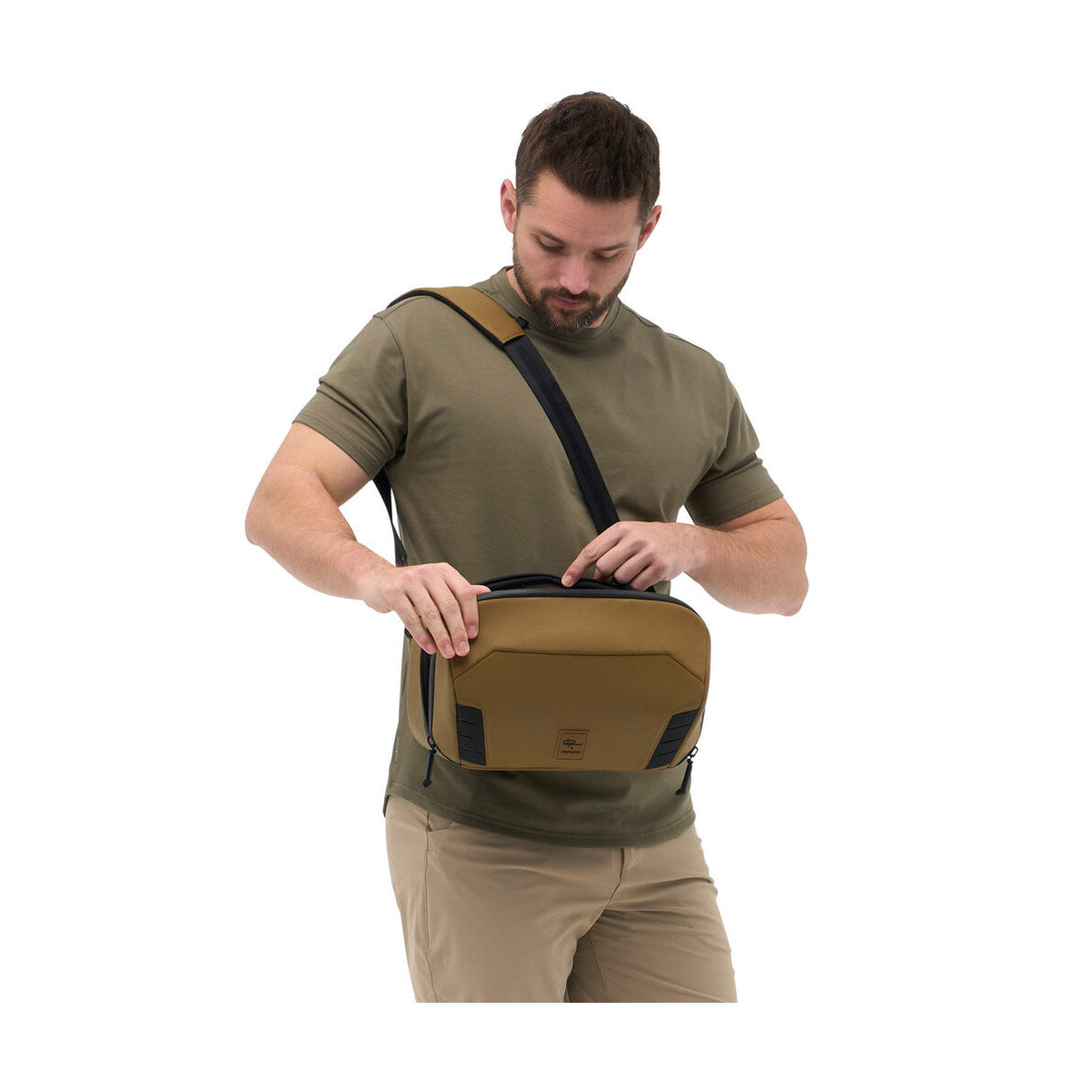 Nomatic McKinnon Camera Sling 8L - Coyote