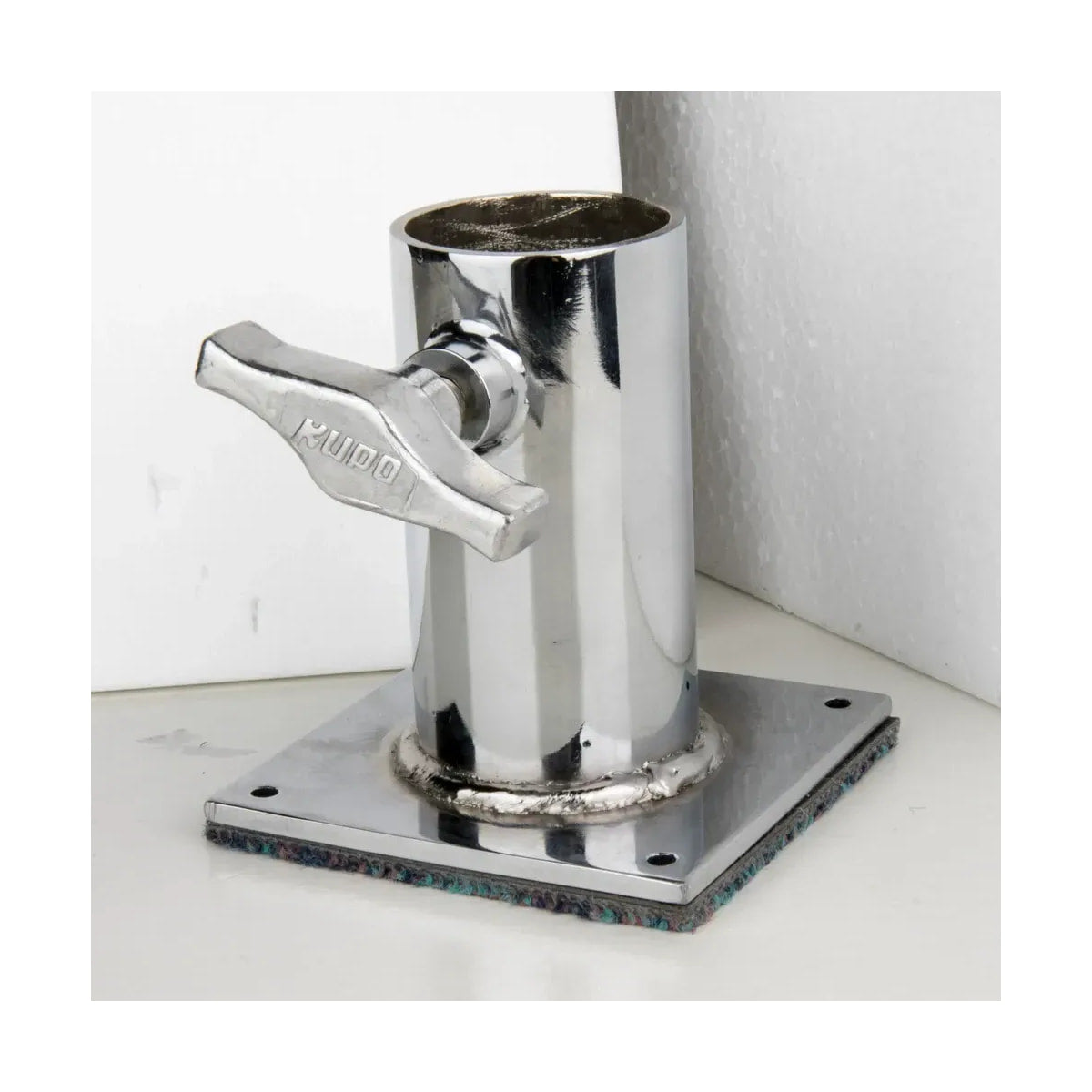 Kupo Wall Spreader Set for Pipe 1-1/2" Schedule 40 — locking sleeve component close view view