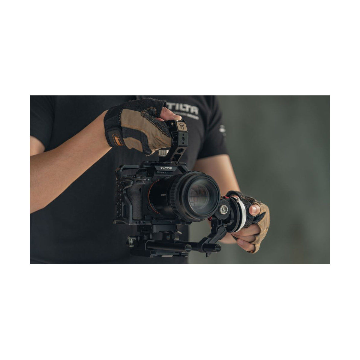 Tilta Pocket Follow Focus — follow focus on camera in use 2 view