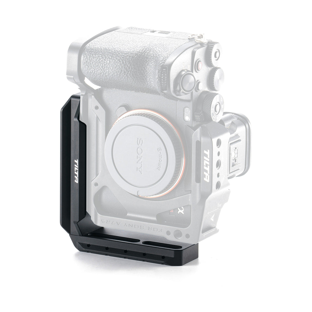 Tilta Universal Vertical Mounting Bracket — bracket mounted on camera vertical orientation view