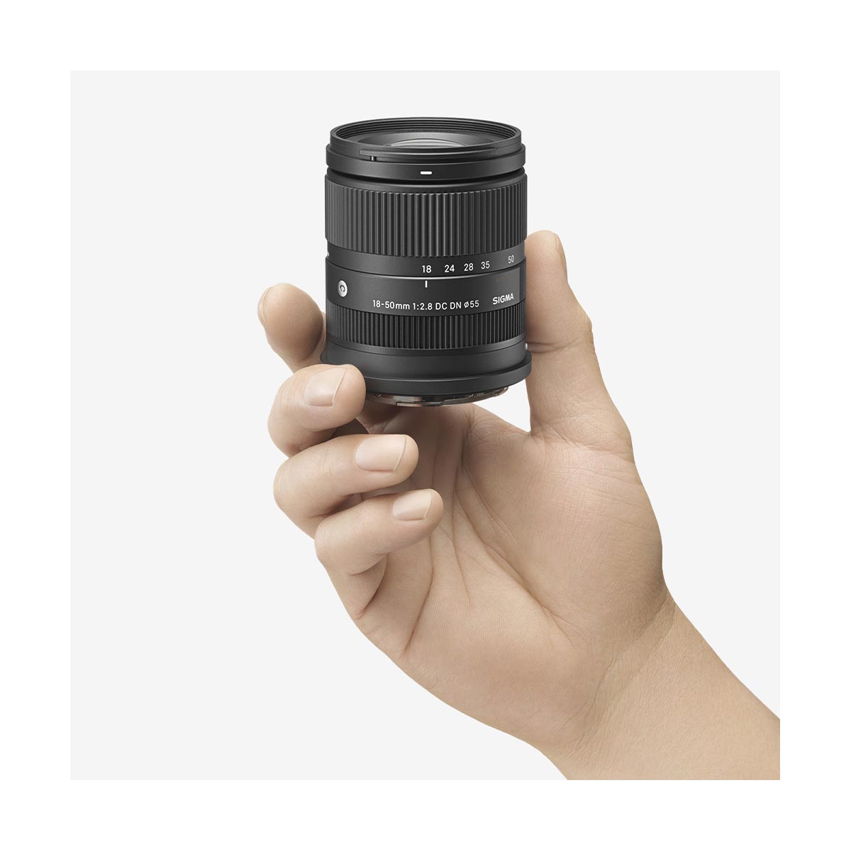 Sigma 18-50mm f/2.8 DC DN Contemporary Lens for Sony E (APS-C)