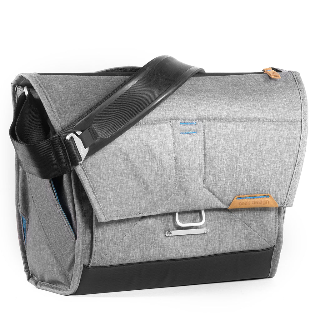 Peak Design The Everyday Messenger 13” – Ash