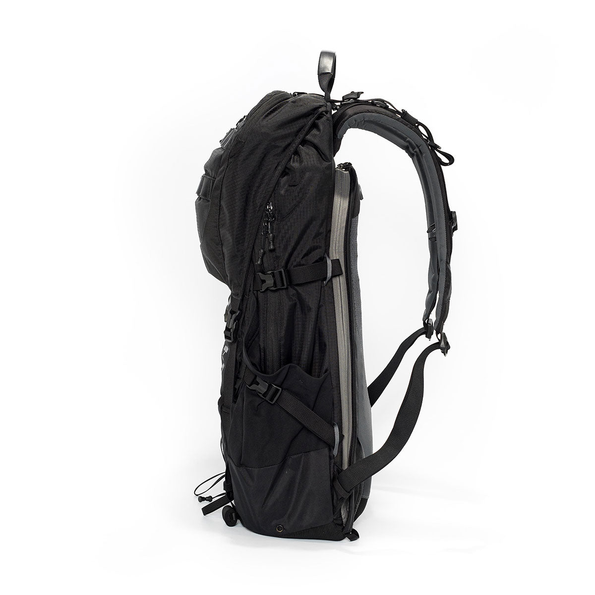 Atlas Athlete Medium Backpack (Black)