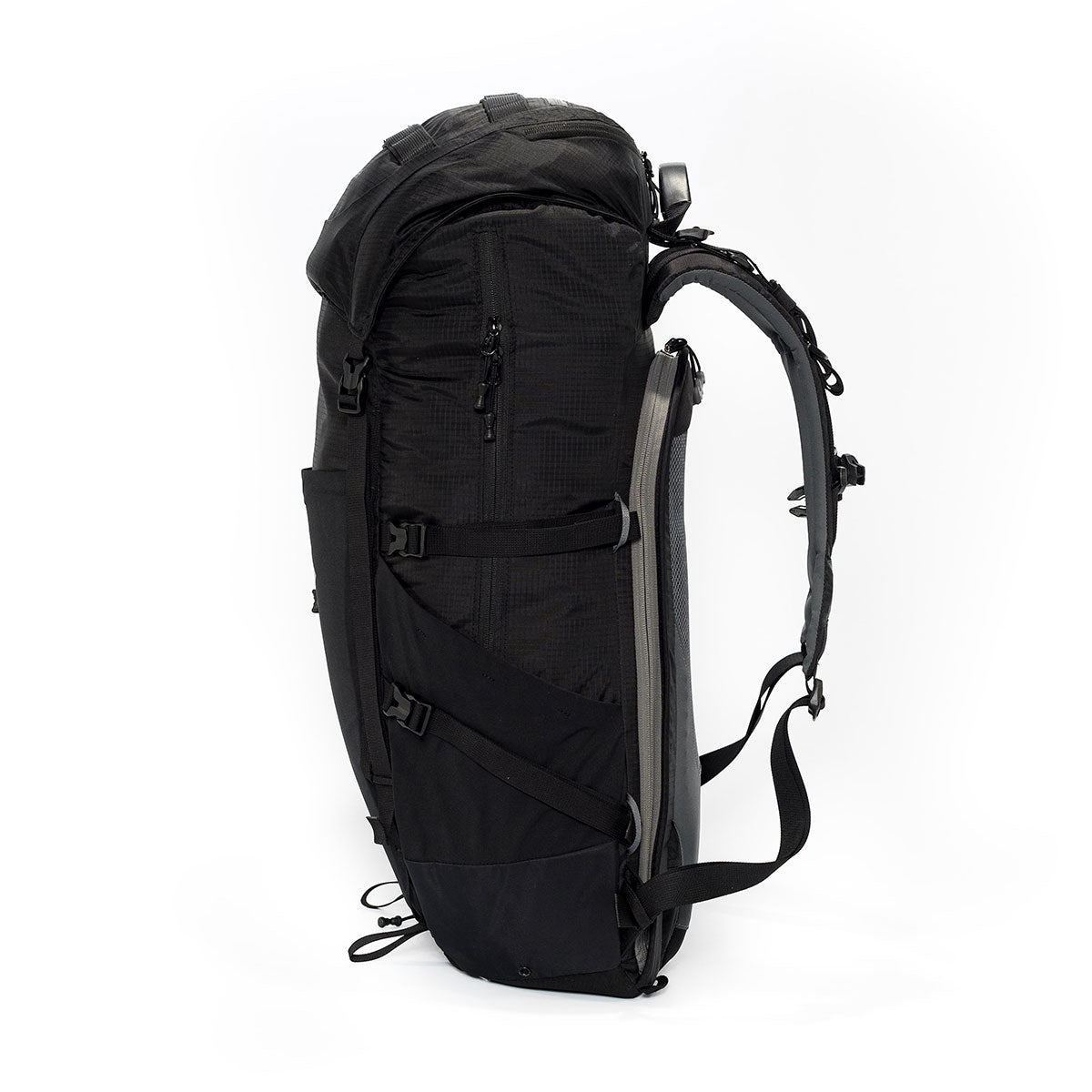 Atlas Athlete Medium Backpack (Black)