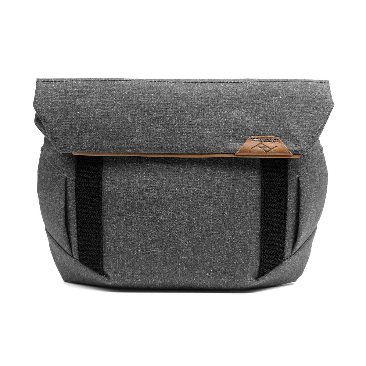 Peak Design Field Pouch v2 - Charcoal