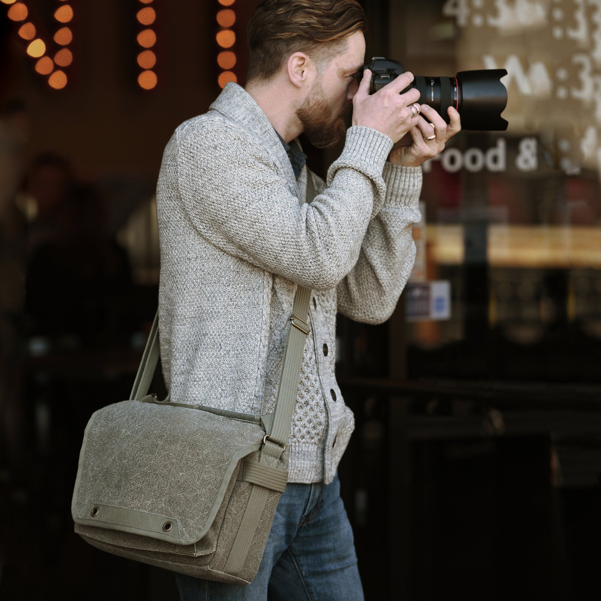 Think Tank Retrospective 30 v2.0 Shoulder Camera Bag (Pinestone) Think Tank Retrospective 30 v2.0 Shoulder Camera Bag (Pinestone)