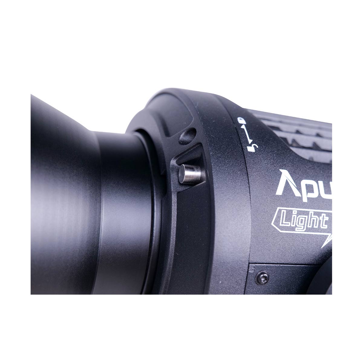 Aputure LS 600c Pro RGB LED Light (V-Mount) *OPEN BOX*