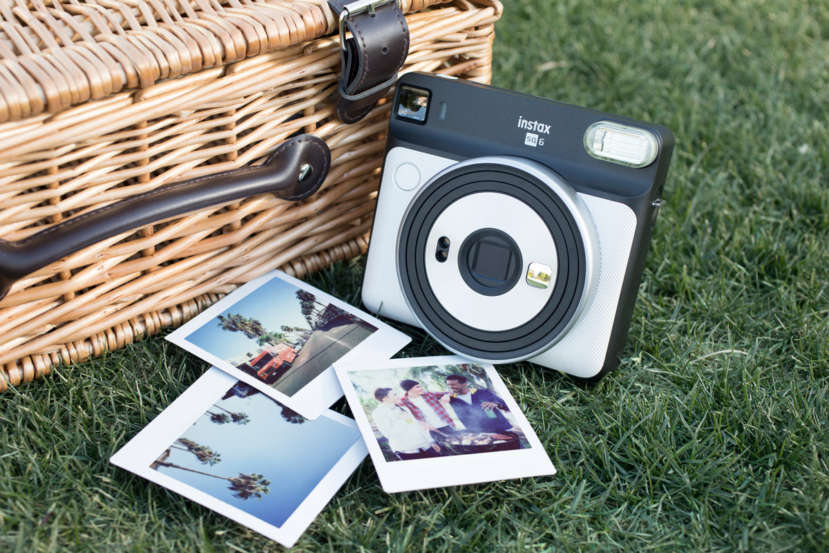 Fujifilm INSTAX Square SQ6 Instant Film Camera (Pearl White) Fujifilm INSTAX Square SQ6 Instant Film Camera (Pearl White)