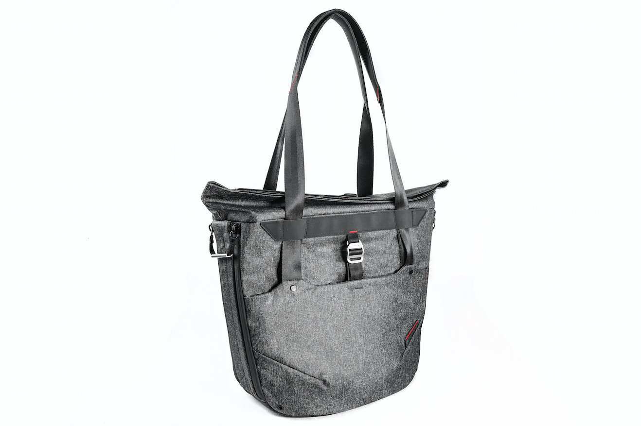 Peak Design Everyday Tote 20L Charcoal, bags shoulder bags, Peak Design - Pictureline  - 1