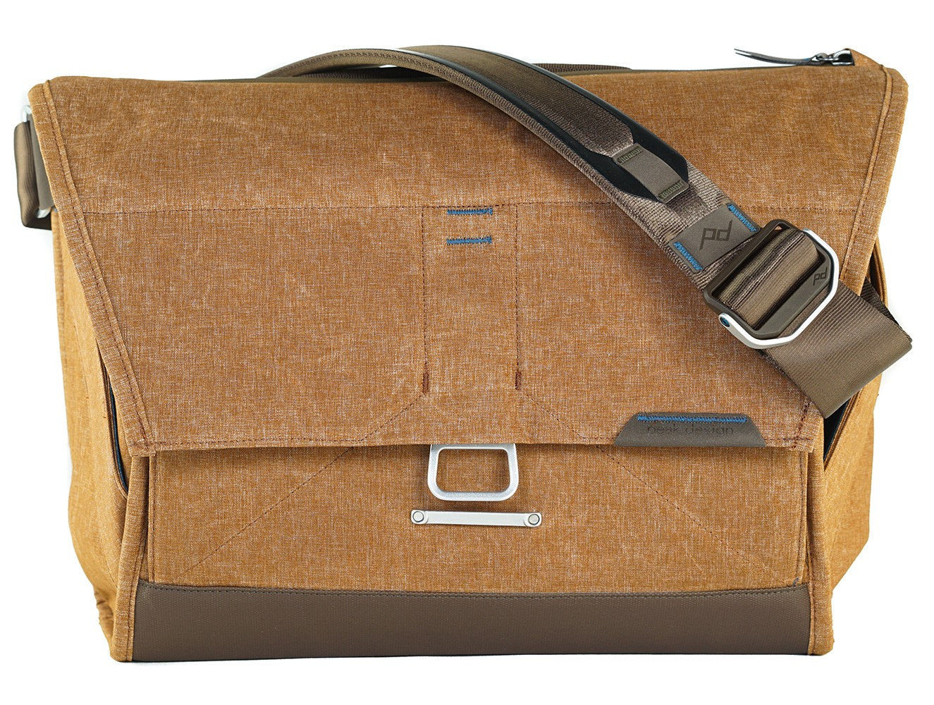 Peak Design The Everyday Messenger 13” – Heritage Tan, bags shoulder bags, Peak Design - Pictureline  - 1