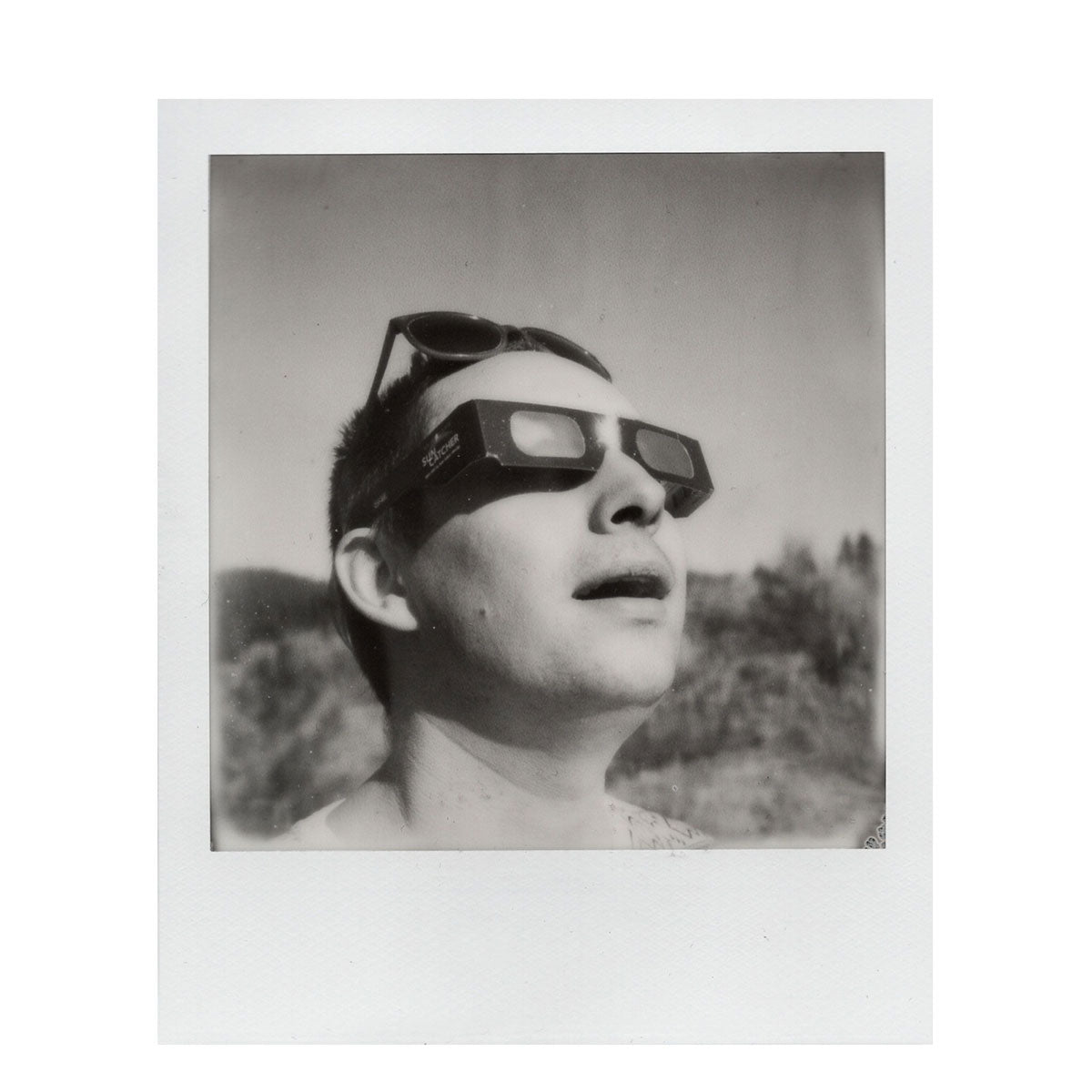 Polaroid B&W Film for Polaroid SX-70 Cameras (8)