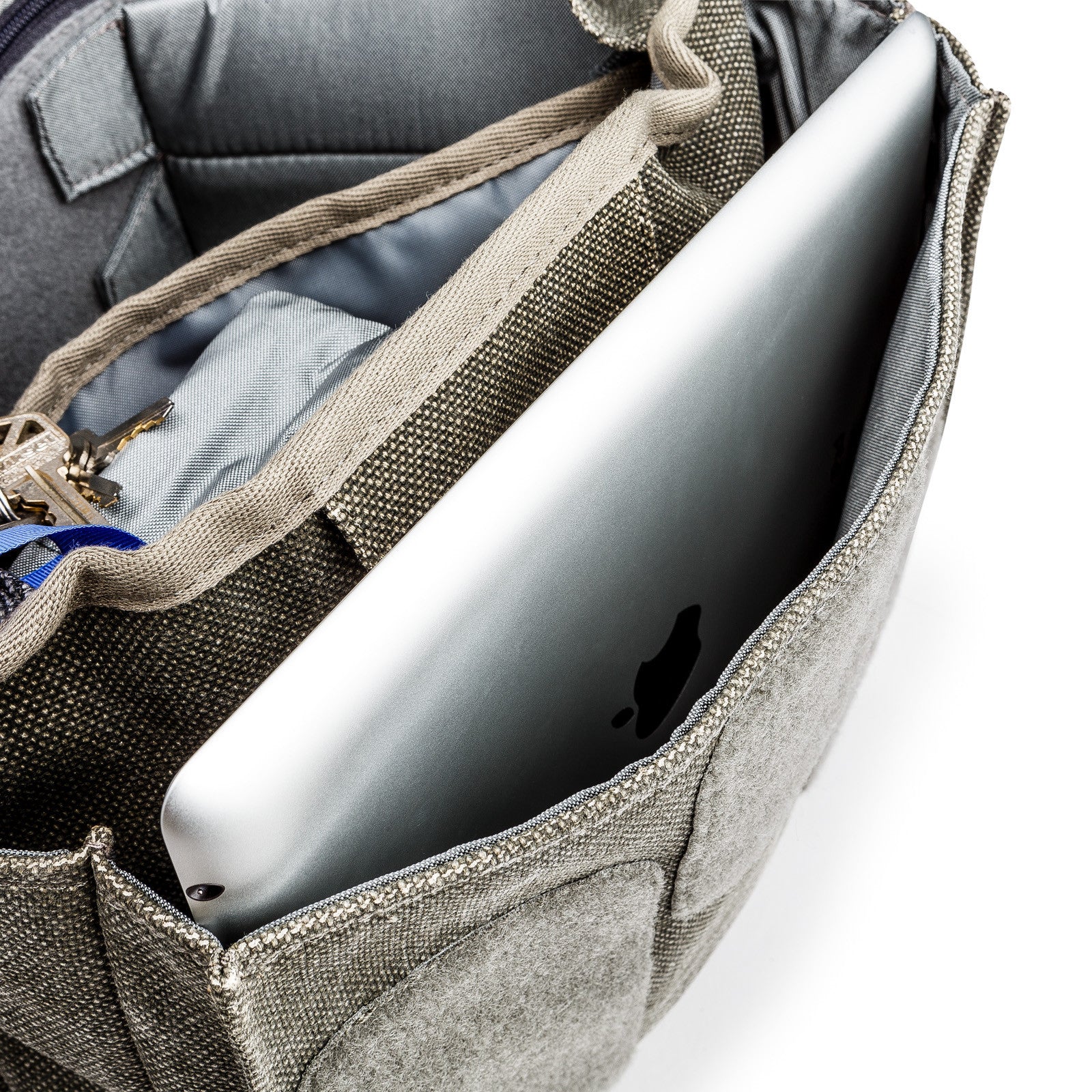 Think Tank Retrospective 10 Shoulder Camera Bag (Sandstone)